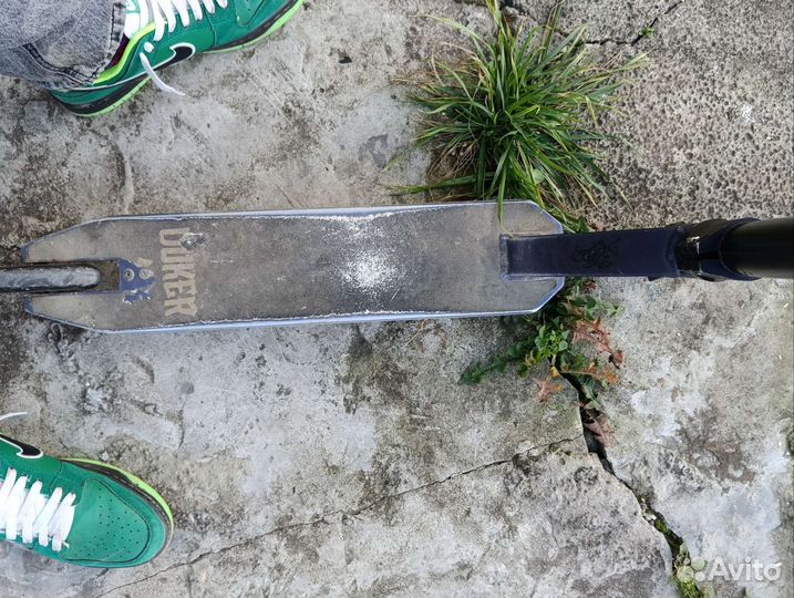 Трюковой самокат tech team duker 404