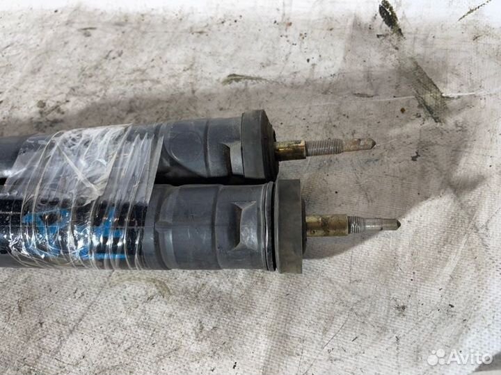 Амортизатор задний Mercedes C W203 / W203.046