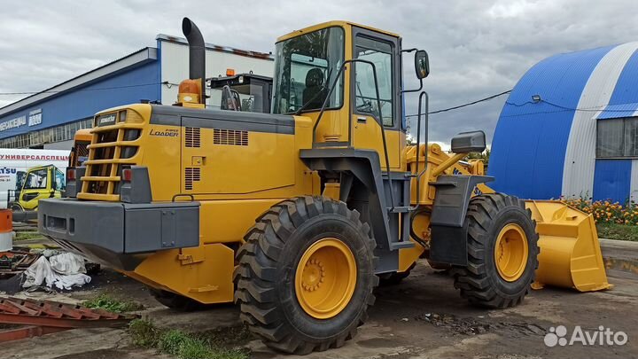 Фронтальный погрузчик Komatsu WA320-5, 1998