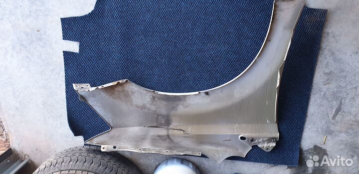 Крыло переднее chrysler grand voyager