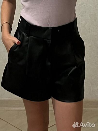 Кожаные шорты zara