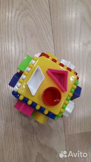 Развивающие игрушки