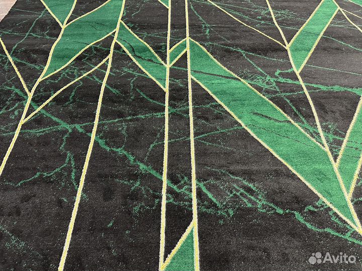 Ковер черный 2х2.9 новый