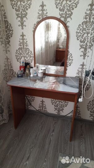 Спальный гарнитур бу