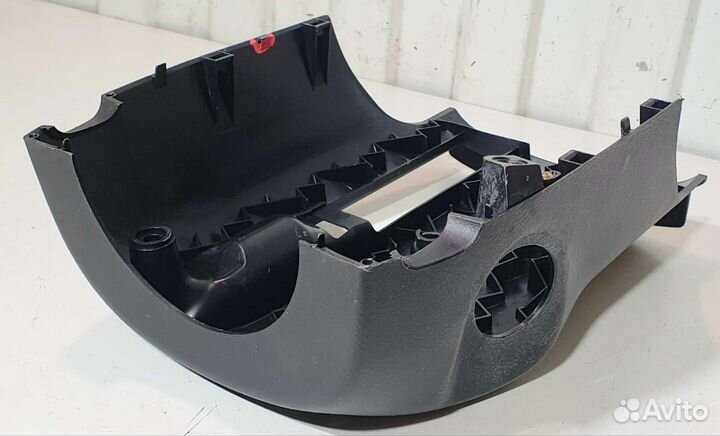 Кожух рулевой колонки нижняя часть Mazda 6 GG