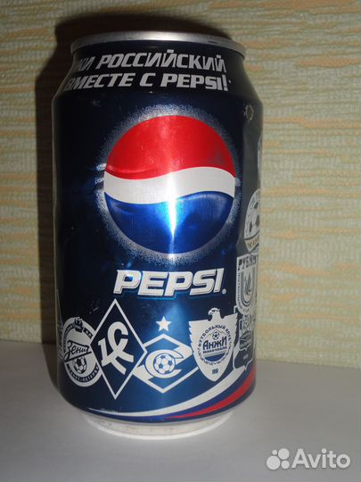 Банка от Пепси с эмблемами футбольных клубов 2012