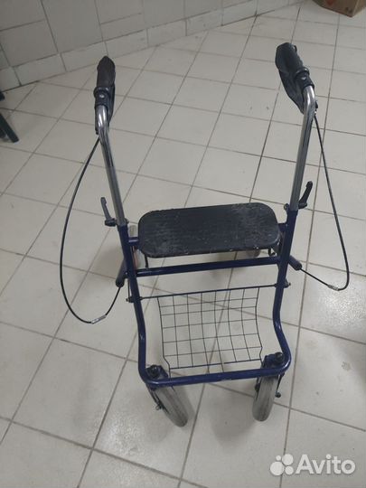 Ходунки для взрослых на колесах