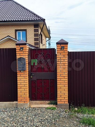 Коттедж 162 м² на участке 8 сот.