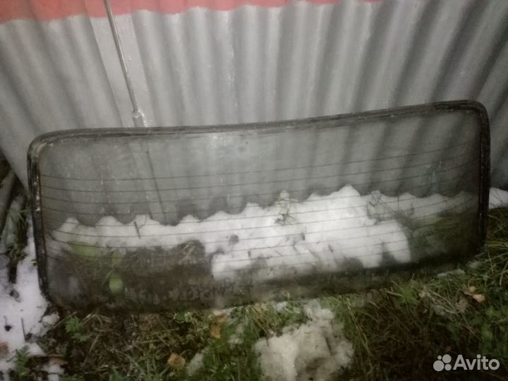 Стекло заднее на классику (ваз) LADA