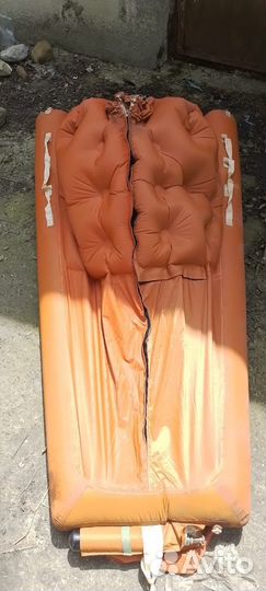 Плот спасательный