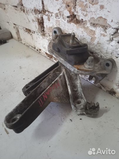 Опора кпп Renault Megane 2