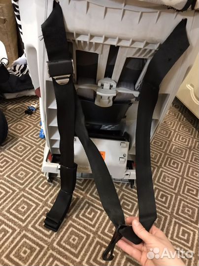 Детское автокресло 9 до 18кг britax romer Versafix