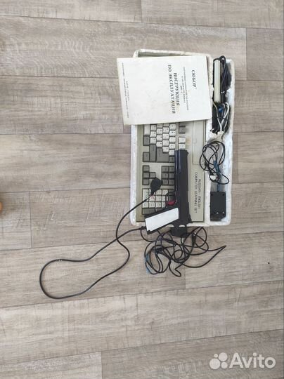 Игровая приставка Сюбор / dendy