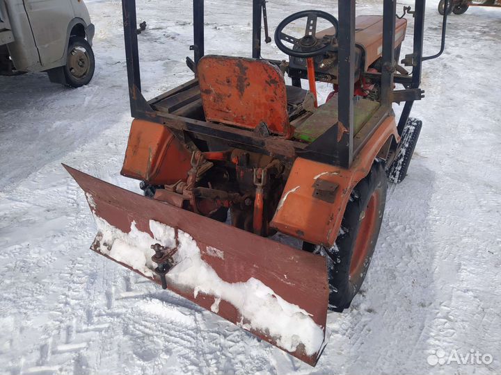 Мини-трактор XINGTAI 120, 1990