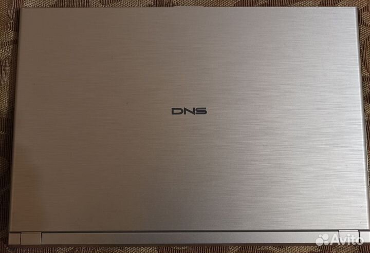 Ноутбук DNS 15