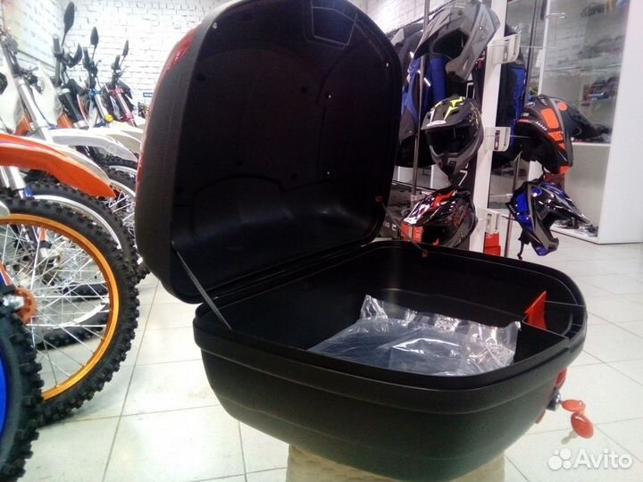 Центральный кофр monolock 46 Литров