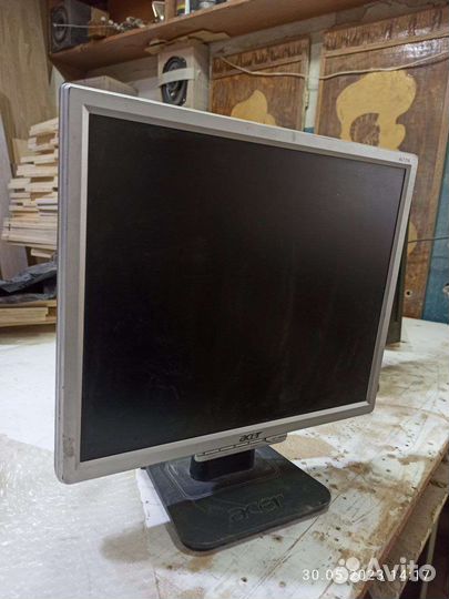 Монитор acer 2005 года