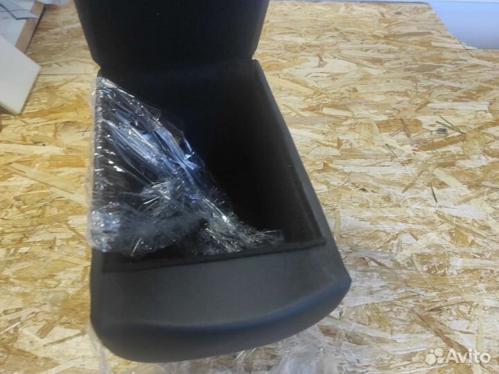 Подлокотник kia rio 3