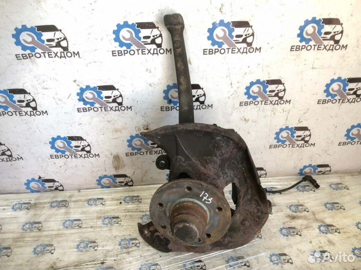 Кулак поворотный + ступица задний Mercedes C-Class