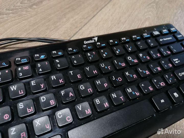 Клавиатура Genius