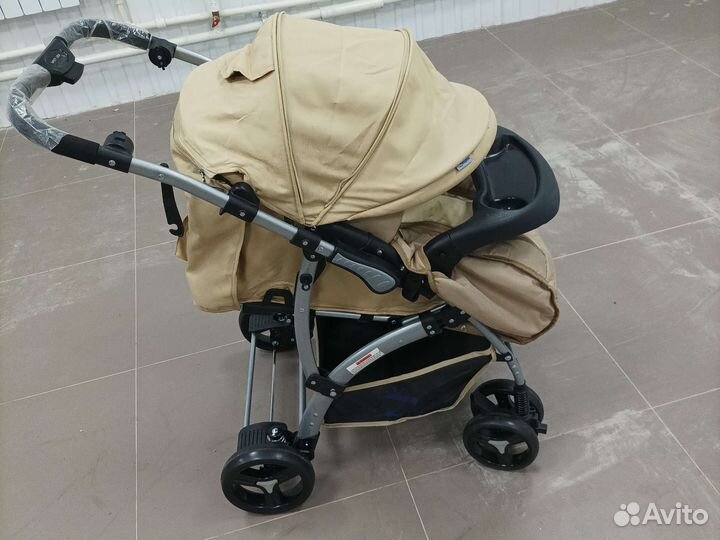 Новая прогулочная коляска зима-лето