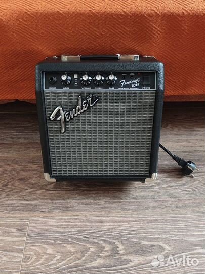 Комбик Fender Frontman 10G