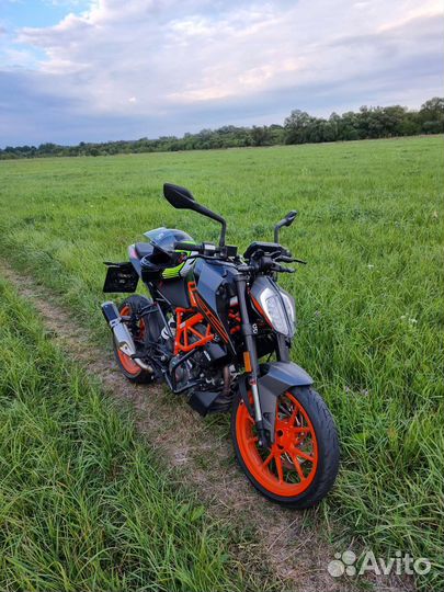 Ktm duke 125