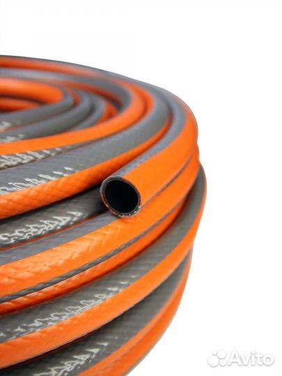 Шланг поливочный трехслойный “Гарден” 1/2