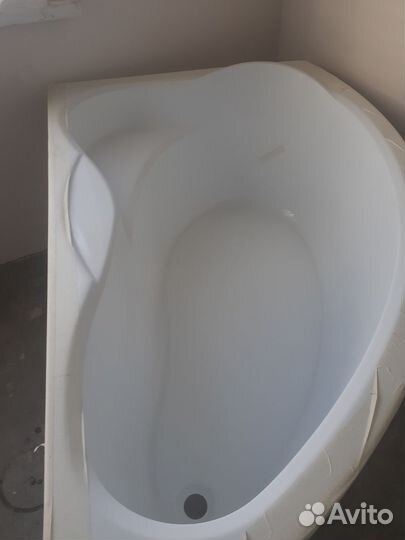 Ванна акриловая 15090 новая