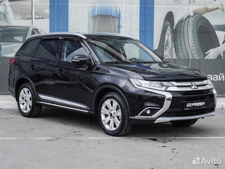 Mitsubishi Outlander 2.4 CVT, 2015, 121 689 км