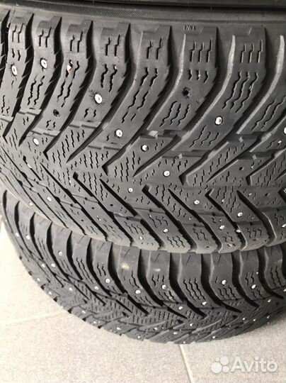 Nokian Tyres Hakkapeliitta 8 SUV 235/55 R17 103T