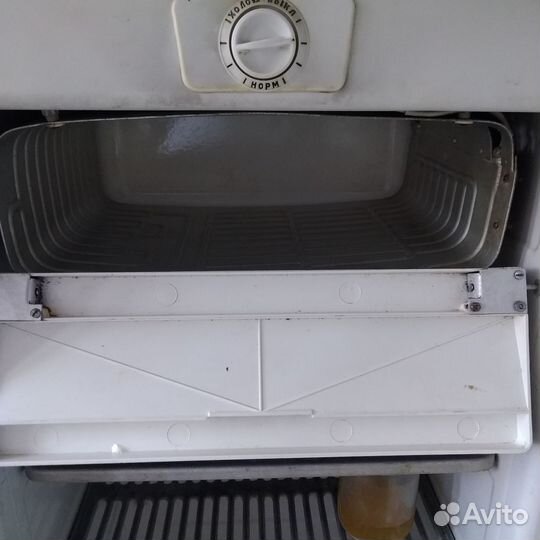 Холодильник Мир СССР требует ремонта