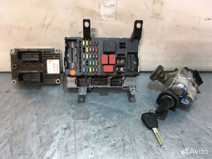 Блок управления двигателем эбу к-т Fiat Albea