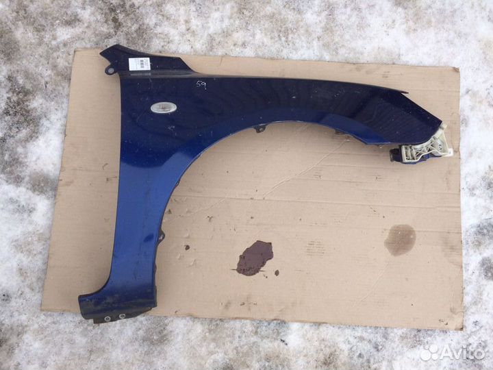 Крыло переднее правое Mazda 3 BK хэтчбек