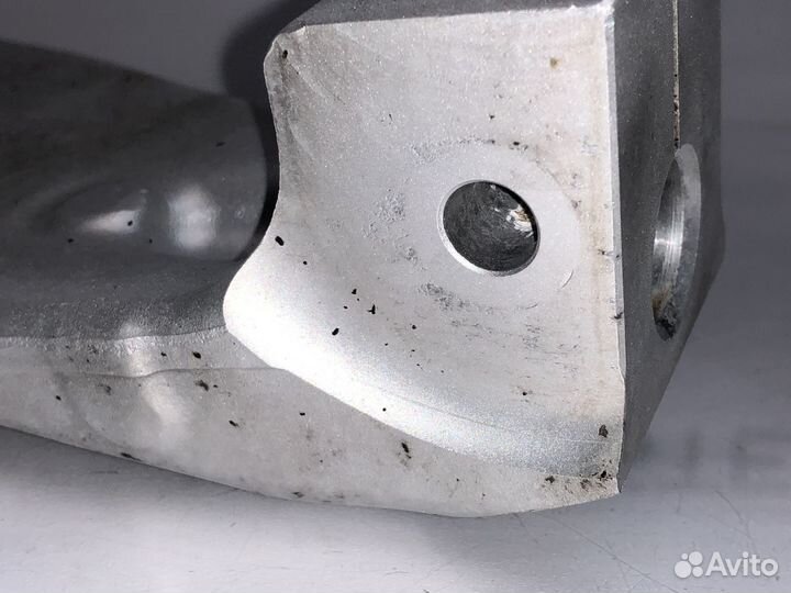 Кулак Поворотный Range Rover L405