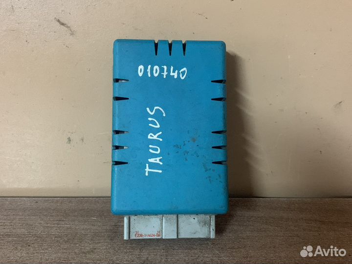 Блок электронный Форд Таурус