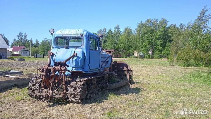 Трактор ВгТЗ ДТ-75, 1986