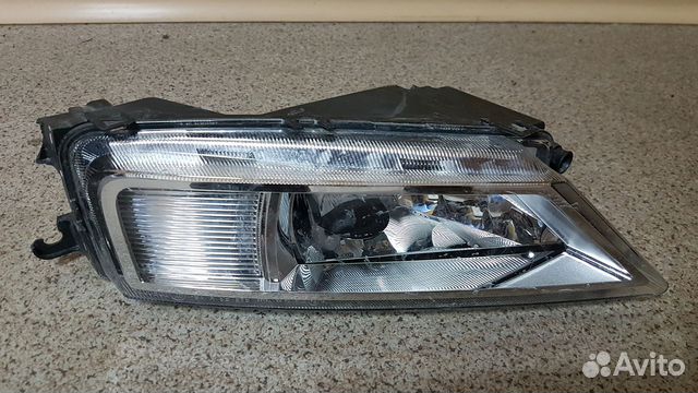 Левая противотуманная фара volkswagen tiguan 2