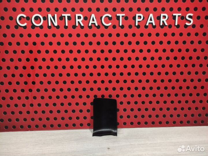 Заглушка Toyota Land Cruiser 200 1VD 2013