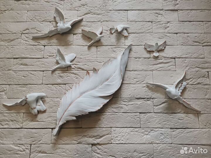 Настенное панно перо с птичками