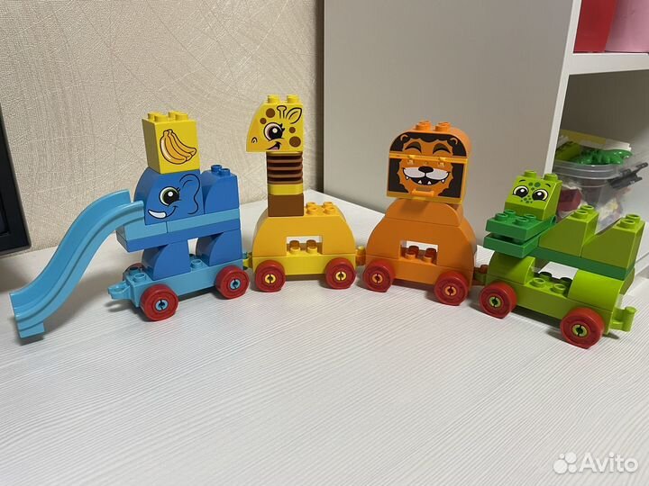 Lego duplo поезд с животными