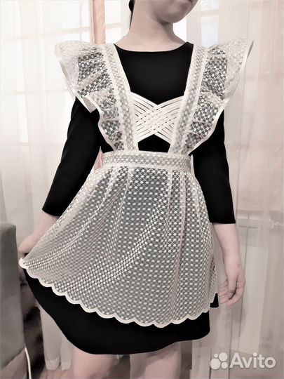 Белый школьный фартук