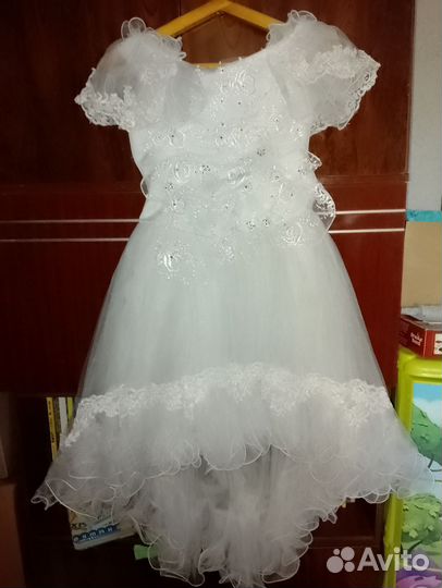 Платье для девочки рост 152