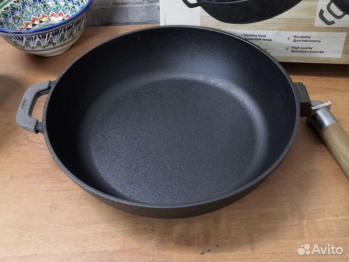 Сковорода-сотейник чугунная 260х66мм с дер. ручкой