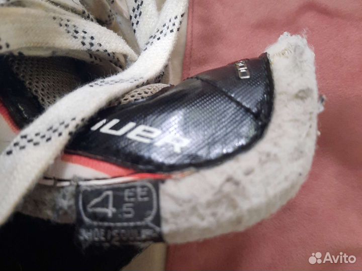 Коньки хоккейные