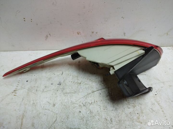 Фонарь задний наружный Ford Kuga 2012-2016