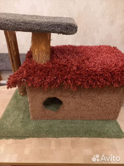 Домик для кошки с когтеточкой бу