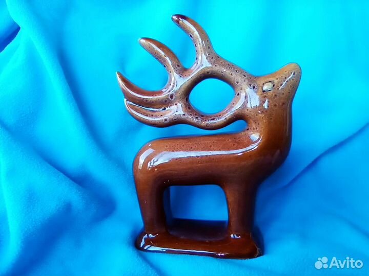 Статуэтка Олень керамика