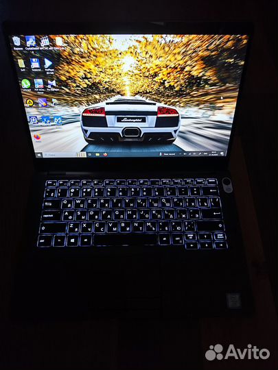 Ноутбук Dell 5300 сенсорный 13.3, i7, 8гб, 512 SSD