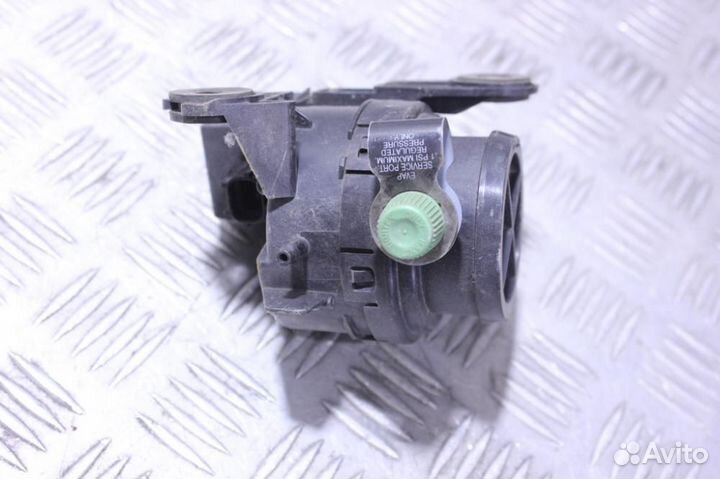 Клапан вентиляции топливного бака Jaguar S-type 19